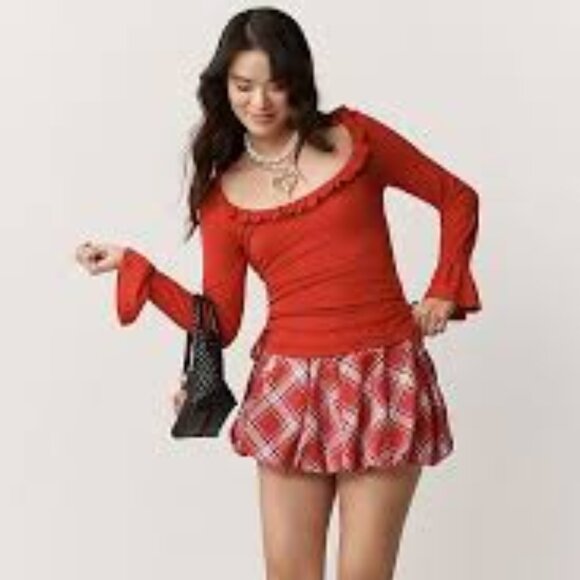 Maeve Long Sleeve Scoop-Neck Ruched top - Picture 2 of 4